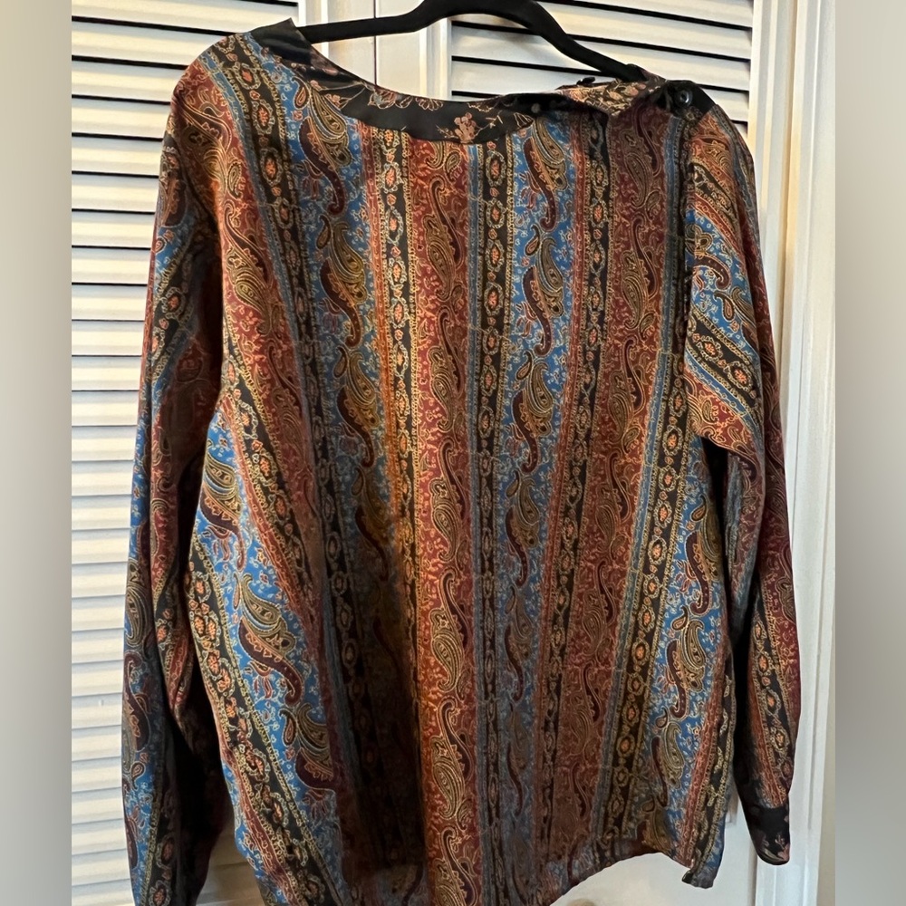 Cute vintage blouse